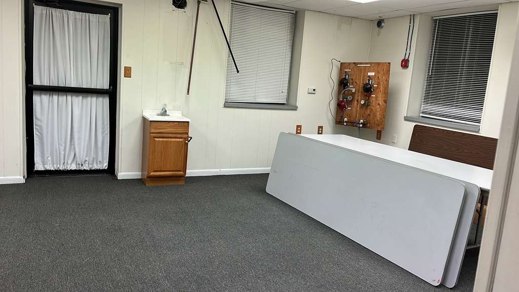 b6bcea9c-ca34-4f8e-9312-b7e6f6525d4f